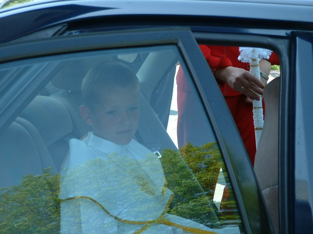 Patryk juz czeka w srodku